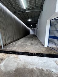 Hillview Villas (D23), Factory #558659201